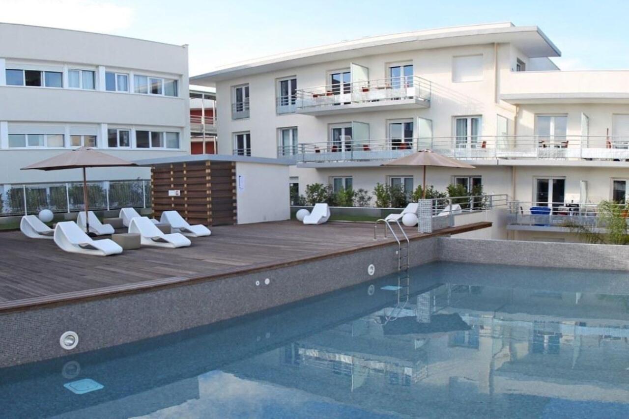 Zenitude Hôtel-Résidences Le Maestria Antibes Esterno foto